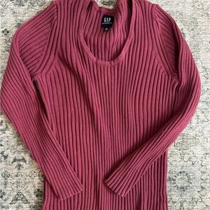 Gap Maternity Sweater Size M